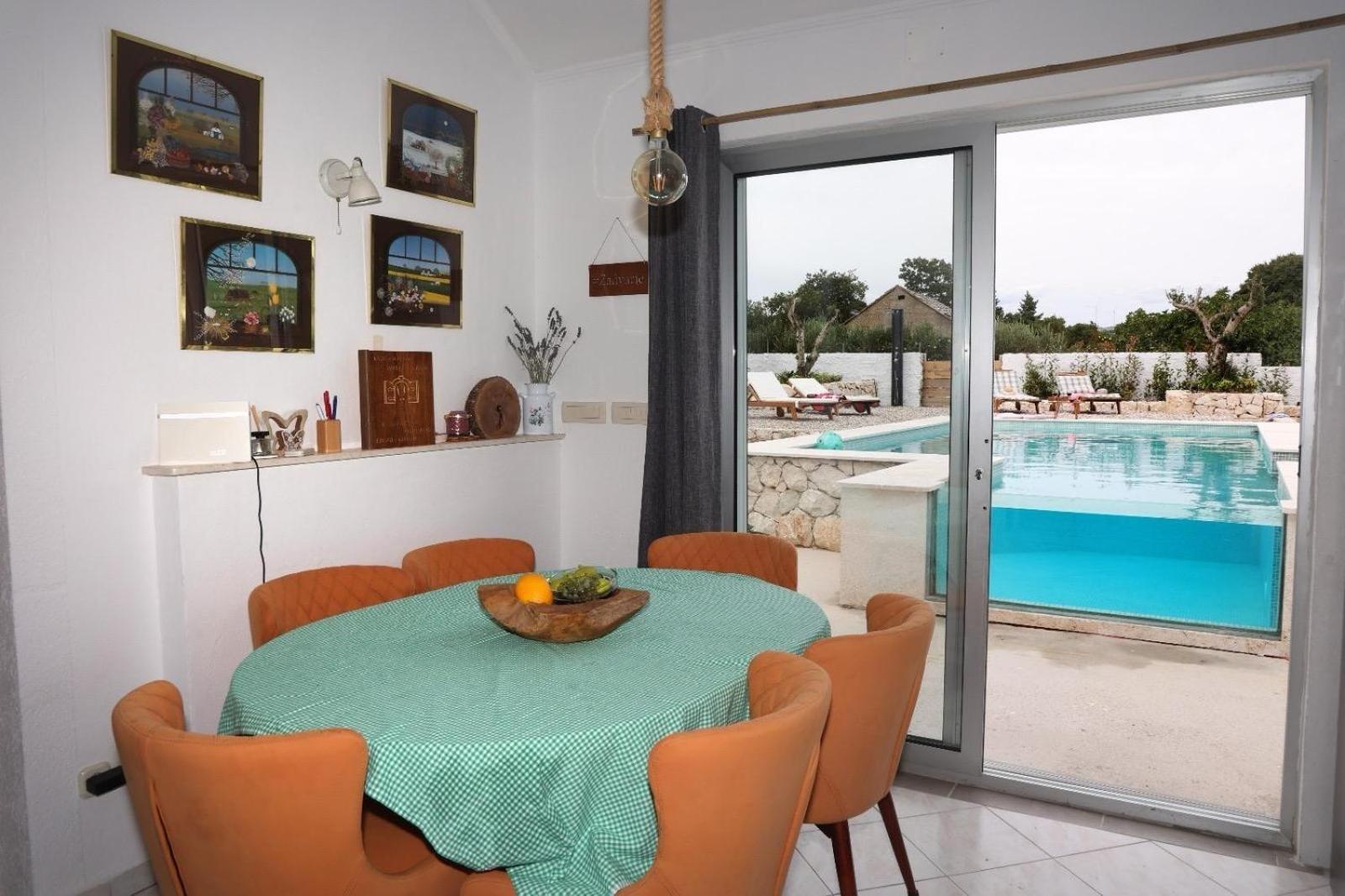 Vacation House Lavanda New! Heated Pool Zadvarje Bagian luar foto